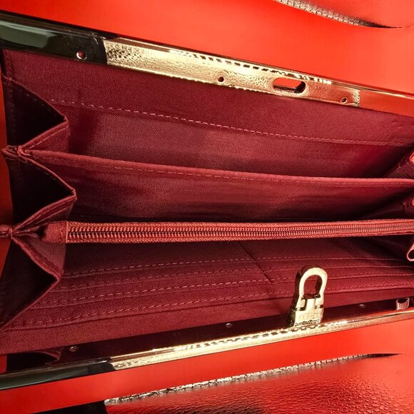 Red Wallet Croco Embossed - Picture 3 of 4